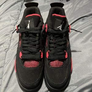 Jordan 4 red thunders